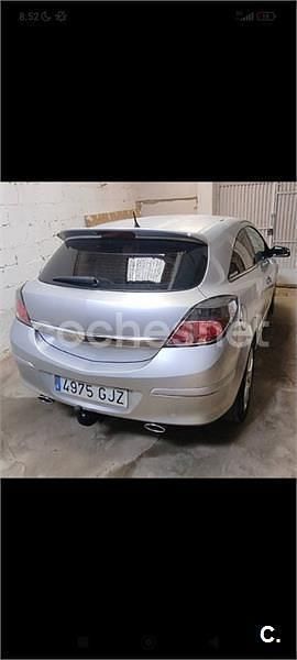 Usado Opel Astra GTC Sport 120 CV (88 kW) 2008 Gris / plata Berlina