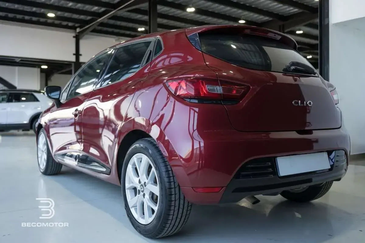 Usado Renault Clio LIMITED 90 CV (66 kW) 2019 Burdeos Utilitario