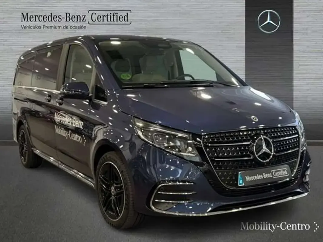 Usado Mercedes V250 Avantgarde 190 CV (139 kW) 2026 Azul Monovolumen