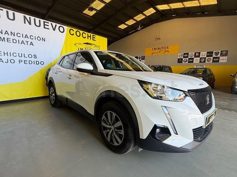 Usado Peugeot 2008 Active 110 CV (80 kW) 2021 Blanco SUV