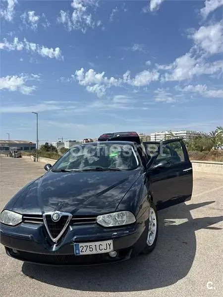 Usado Alfa Romeo 156 Progression 140 CV (102 kW) 2003 Azul Berlina
