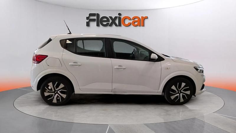 Usado Dacia Sandero Essentiel 91 CV (66 kW) 2024 Blanco Utilitario