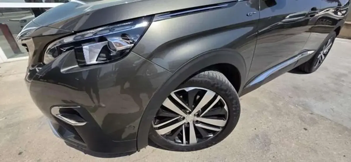Usado Peugeot 3008 GTi 179 CV (131 kW) 2020 Verde SUV