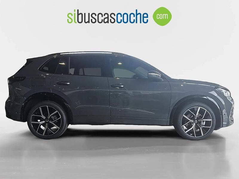 Nuevo VW Tiguan R-line 150 CV (110 kW) 2025 Gris/plata SUV