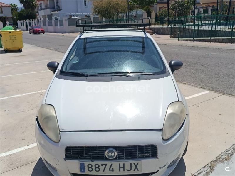 Blanco Usado 2012 Fiat Punto Easy Utilitario | 1500 € (Super precio) - Imagen 1/4