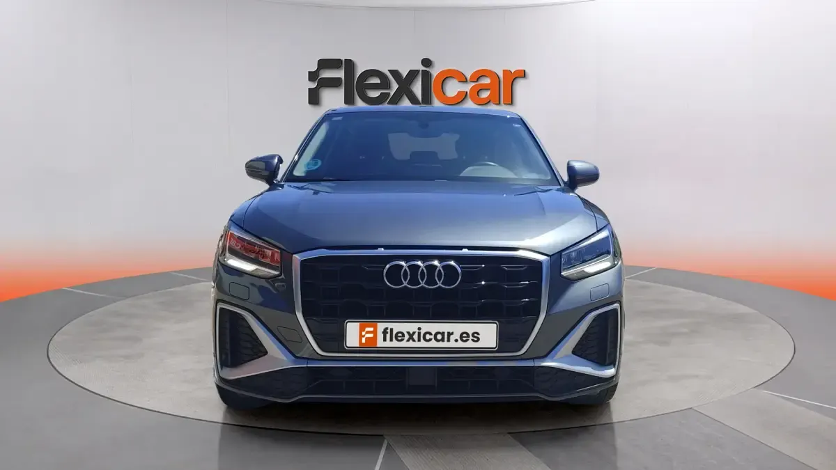 Usado Audi Q2 Premium 110 CV (80 kW) 2021 Gris SUV