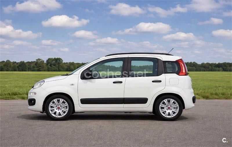 Usado Fiat Panda Pop 69 CV (50 kW) 2016 Blanco Berlina