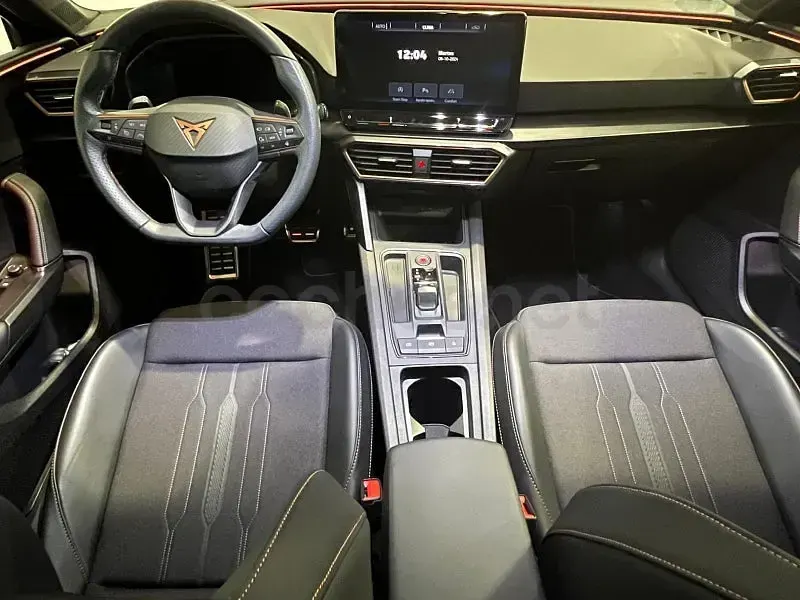 Usado Cupra Leon 245 CV (180 kW) 2022 Azul Berlina