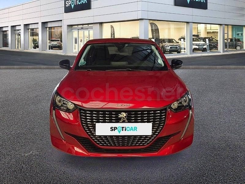 Usado Peugeot 208 Active 101 CV (74 kW) 2021 Rojo Utilitario
