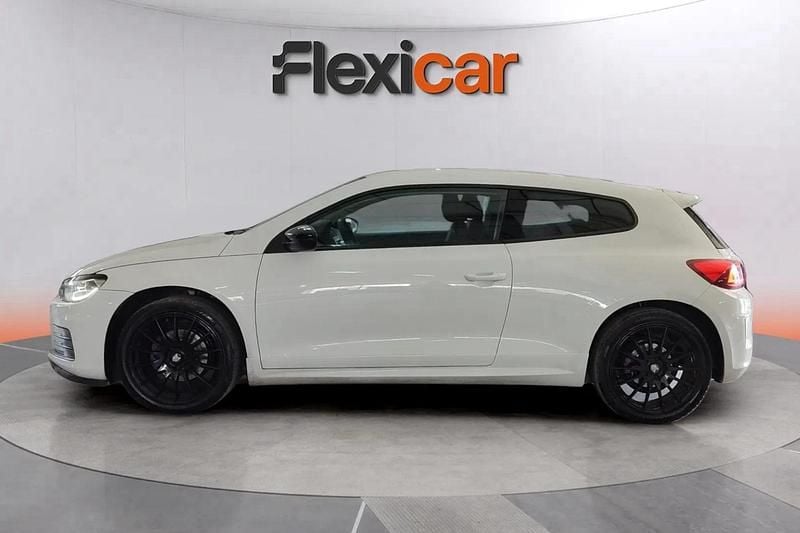 Usado VW Scirocco R-line 125 CV (91 kW) 2016 Blanco Coupe