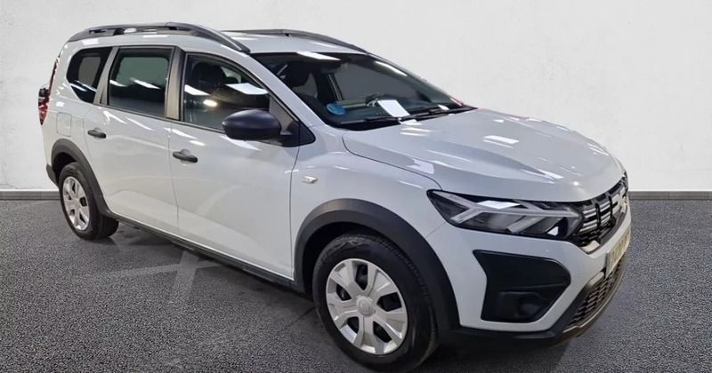 Usado Dacia Jogger Essentiel 100 CV (73 kW) 2023 Monovolumen