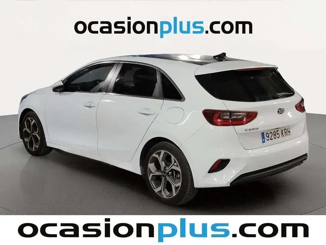 Usado Kia Ceed Launch Edition 120 CV (88 kW) 2018 Blanco Utilitario