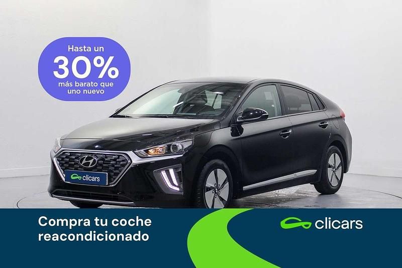 Usado Hyundai Ioniq 141 CV (103 kW) 2021 Negro Utilitario