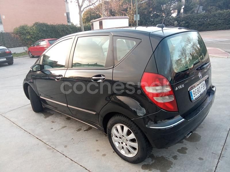 Usado Mercedes A160 Elegance 82 CV (60 kW) 2007 Negro Berlina