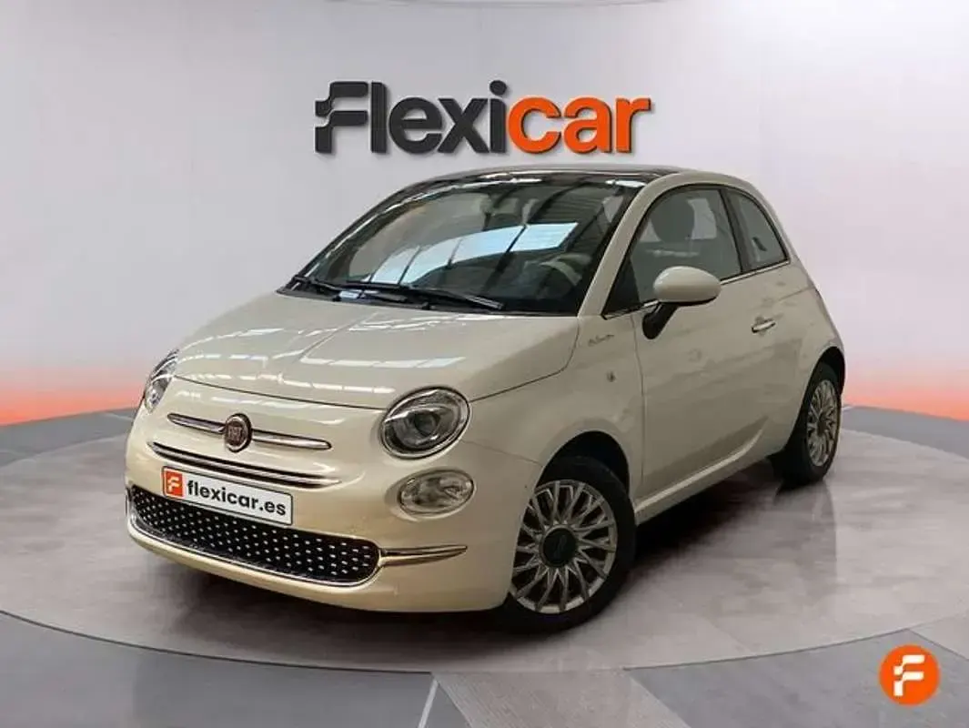Usado Fiat 500 Dolcevita 71 CV (52 kW) 2021 Blanco Berlina