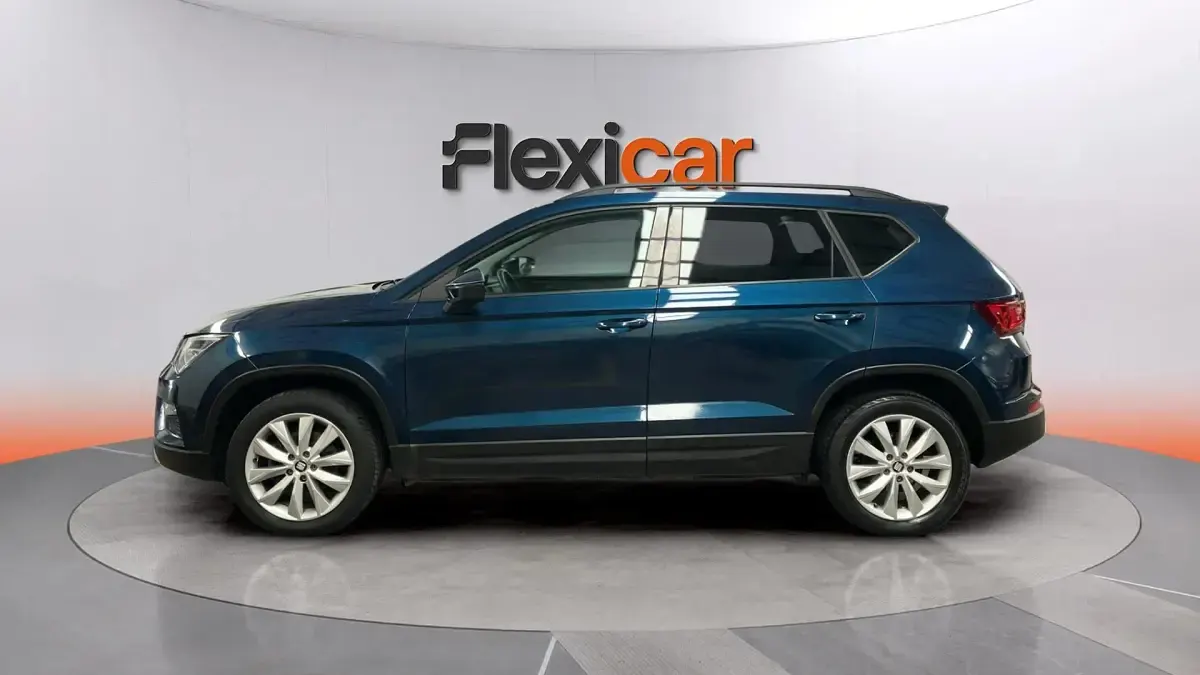 Usado Seat Ateca Style 116 CV (85 kW) 2019 Azul SUV