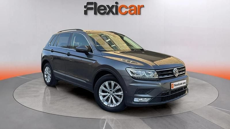 Usado VW Tiguan Advance 150 CV (110 kW) 2017 Gris SUV