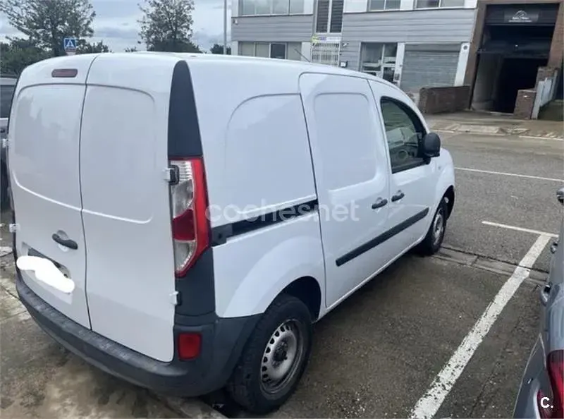 Usado Renault Kangoo 75 CV (55 kW) 2016 Blanco Monovolumen
