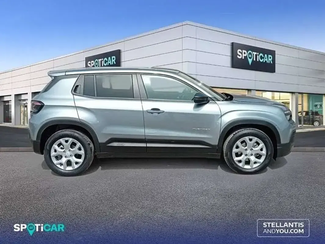 Usado Jeep Avenger Altitude 101 CV (74 kW) 2023 Gris SUV
