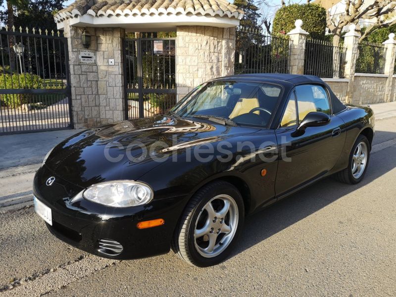 Negro Usado 2003 Mazda MX5 Active Descapotable | 8100 € (Precio justo) - Imagen 1/4