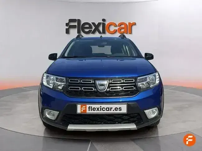 Usado Dacia Sandero Comfort 95 CV (69 kW) 2020 Azul