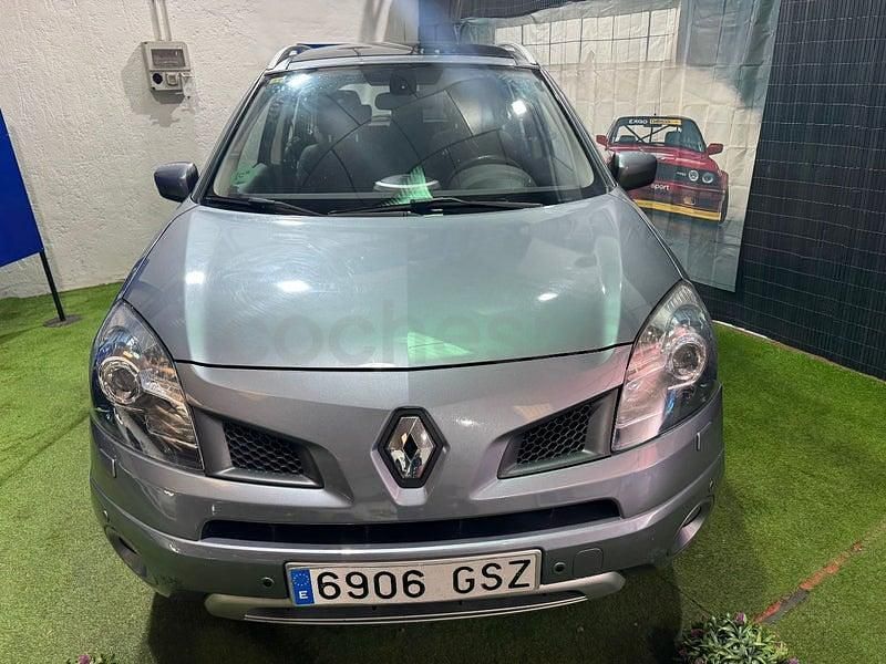 Usado Renault Koleos Dynamique 170 CV (125 kW) 2010 Gris / plata SUV