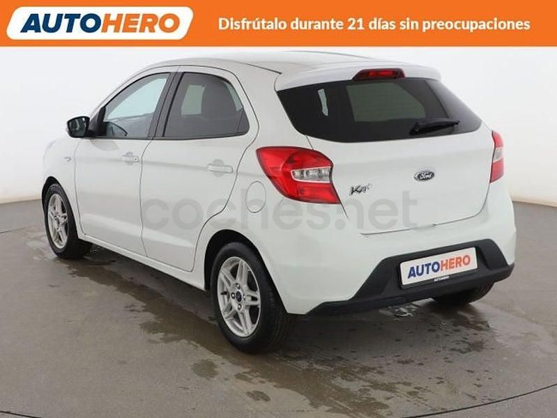 Usado Ford Ka Plus Ultimate 85 CV (62 kW) 2016 Blanco Utilitario