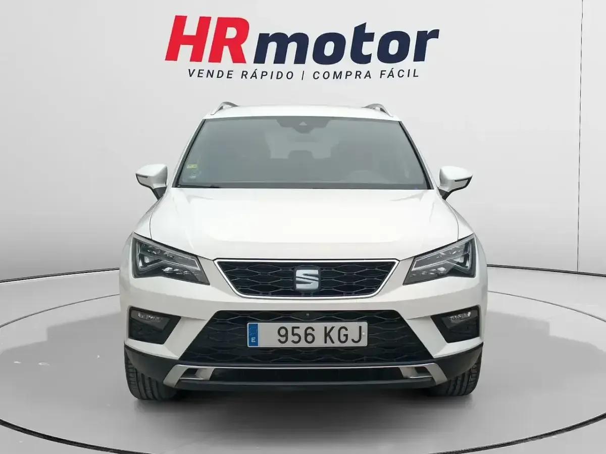 Begagnad Seat Ateca 4Drive 190 HK (139 kW) 2017 Vit SUV