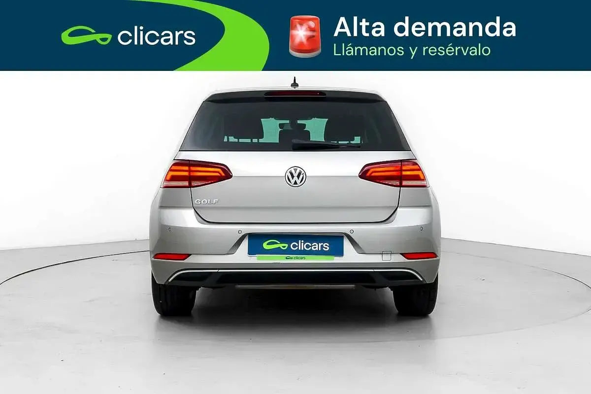 Usado VW Golf VII Advance 116 CV (85 kW) 2019 Gris Utilitario