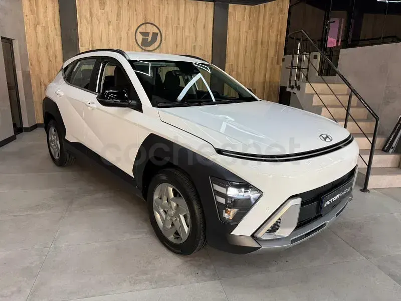 Usado Hyundai Kona 120 CV (88 kW) 2023 Blanco SUV