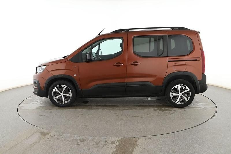 Usado Peugeot Rifter GT 131 CV (96 kW) 2021 Marrón Monovolumen