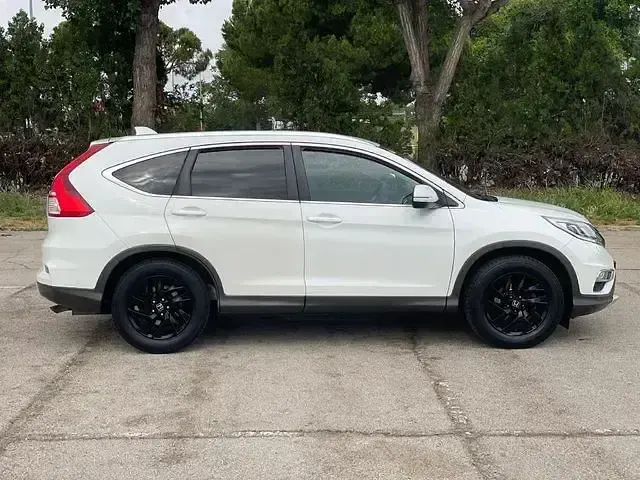 Usado Honda CR-V Elegance 120 CV (88 kW) 2016 Blanco SUV
