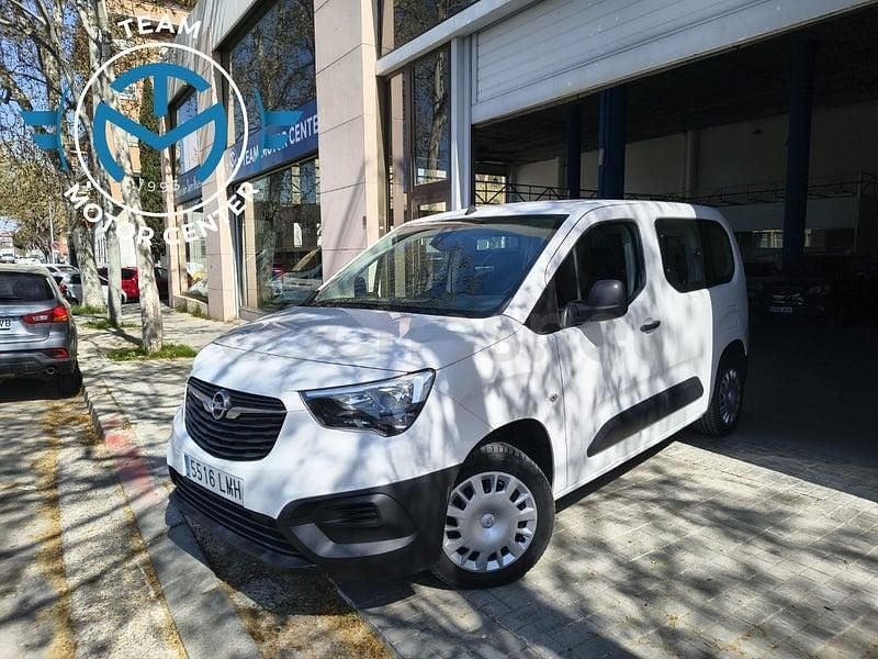 Usado Opel Combo Life Edition 131 CV (96 kW) 2021 Blanco Monovolumen