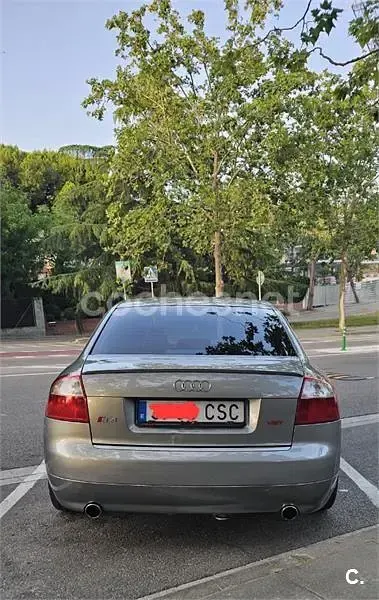 Usado Audi A4 Sport 163 CV (119 kW) 2004 Gris / plata Berlina