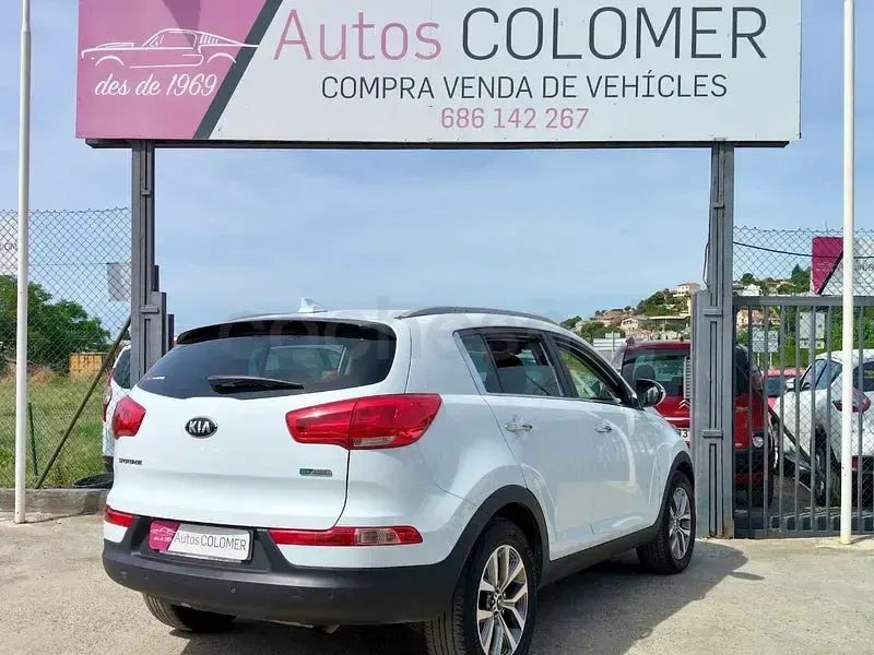 Usado Kia Sportage 135 CV (99 kW) 2016 Blanco SUV