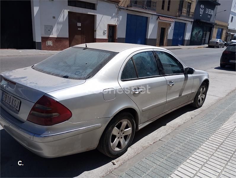 Gris / plata Usado 2004 Mercedes E280 Avantgarde Berlina | 3000 € (Buen precio) - Imagen 1/1