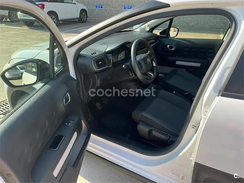 Usado Citroën C3 Feel 102 CV (75 kW) 2022 Blanco Utilitario