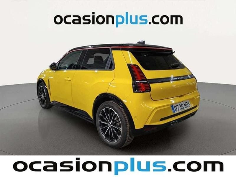 Usado Renault Megane E-Tech Iconic 110 kW (150 CV) 2025 Amarillo Utilitario