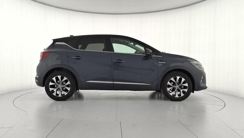 Usado Renault Captur Techno 90 CV (66 kW) 2024 Azul volga con techo negro brillante SUV