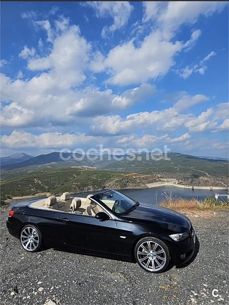 Usado BMW 325 Cabriolet 218 CV (160 kW) 2009 Negro Descapotable