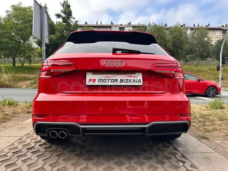Usado Audi A3 S-Line 150 CV (110 kW) 2018 Rojo Berlina