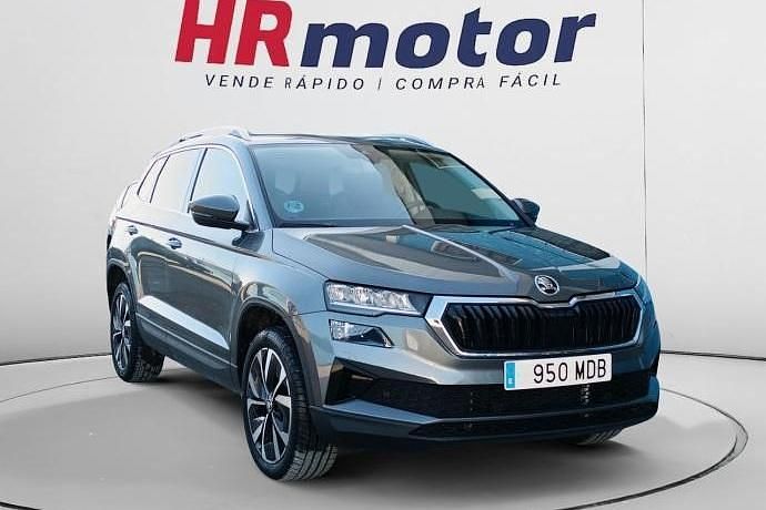 Usado Skoda Karoq Style 150 CV (110 kW) 2022 Negro SUV