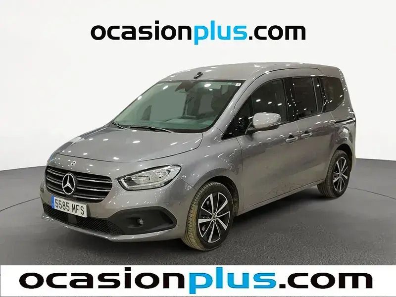 Gris Usado 2023 Mercedes 180 Berlina | 24.410 € (Buen precio) - Imagen 1/4