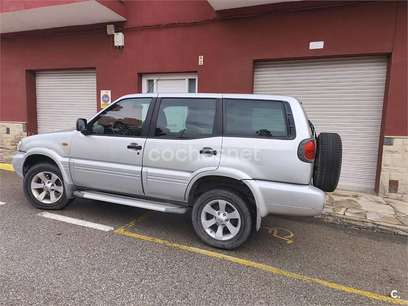 Usado Nissan Terrano Comfort 125 CV (91 kW) 2005 Gris / plata SUV
