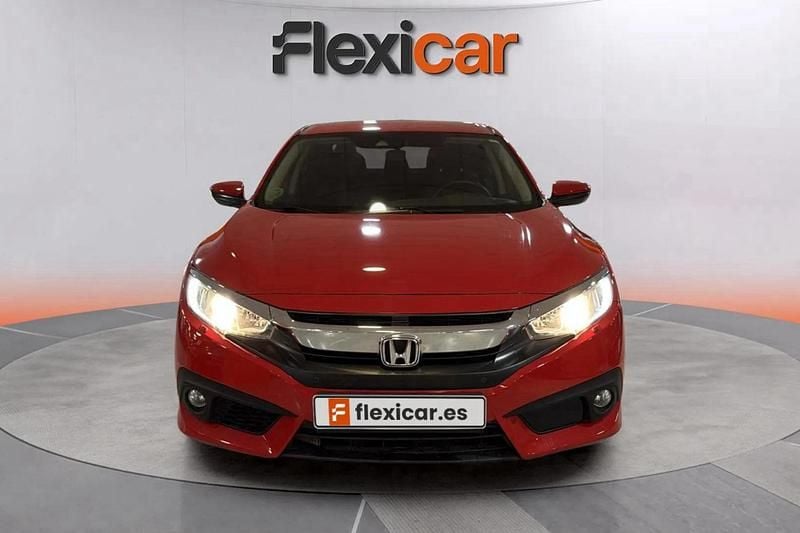 Usado Honda Civic Elegance 182 CV (133 kW) 2018 Rojo Berlina