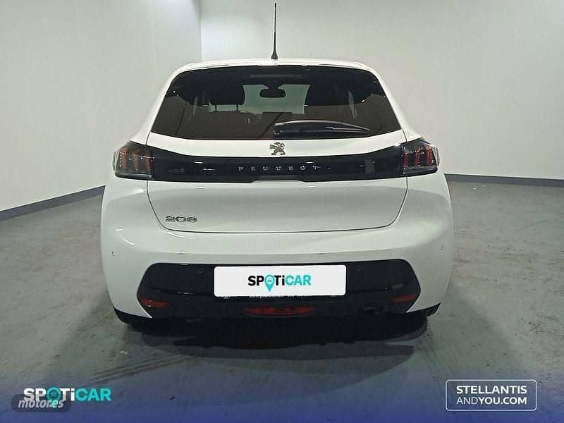 Usado Peugeot 208 Allure 100 CV (73 kW) 2020 Blanco Utilitario