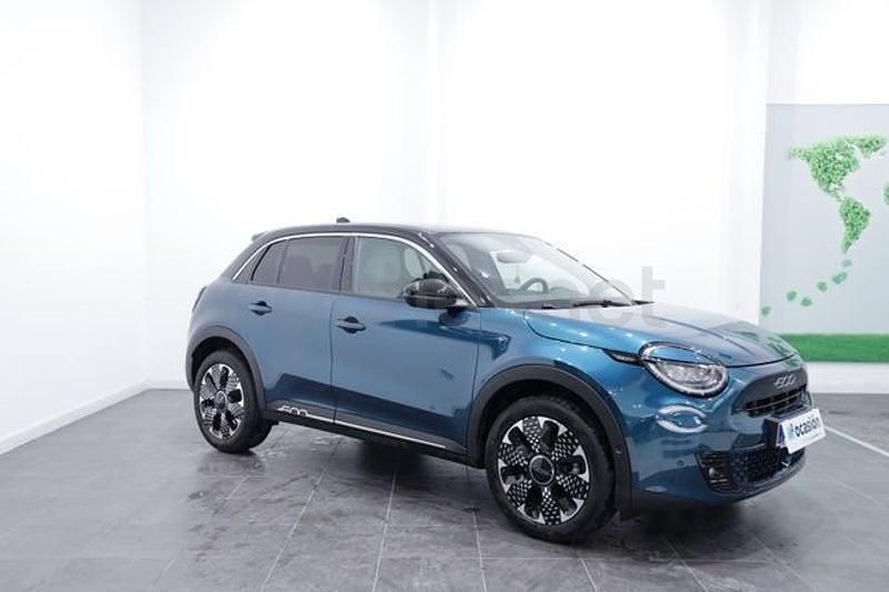 Usado Fiat 600 La Prima 100 CV (73 kW) 2025 Azul SUV