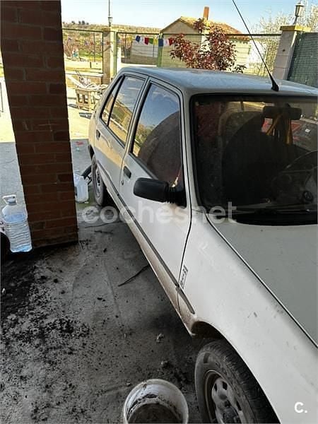 Usado Peugeot 205 60 CV (44 kW) 1994 Blanco Berlina