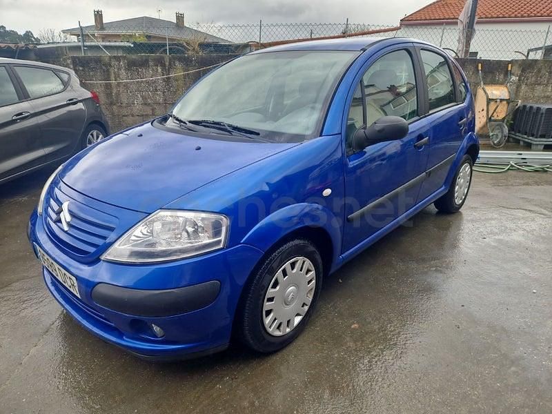 Usado Citroën C3 61 CV (44 kW) 2004 Azul Berlina