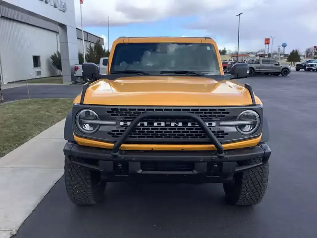 Usado Ford Bronco Wildtrack 335 HP (246 kW) 2022 Laranja SUV